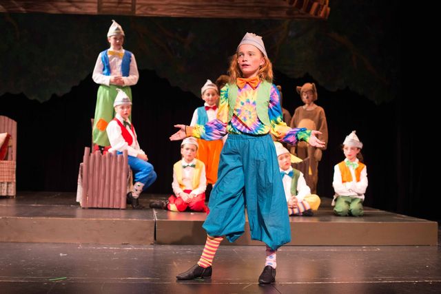The_Princess_With_No_Name-Loop_De_Loo_Cast_Show_Photographs-November_92C_2017-D800-3135.jpg