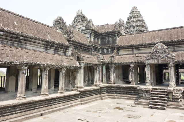 Angkor_Wat_2016_03_12_051.jpg