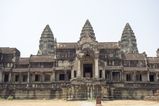 Angkor_Wat_2016_03_12_016.jpg