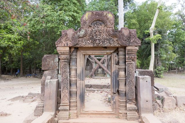 Banteay_Srei_2016_03_12_017.jpg