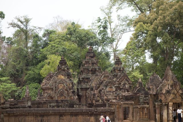 Banteay_Srei_2016_03_12_025.jpg