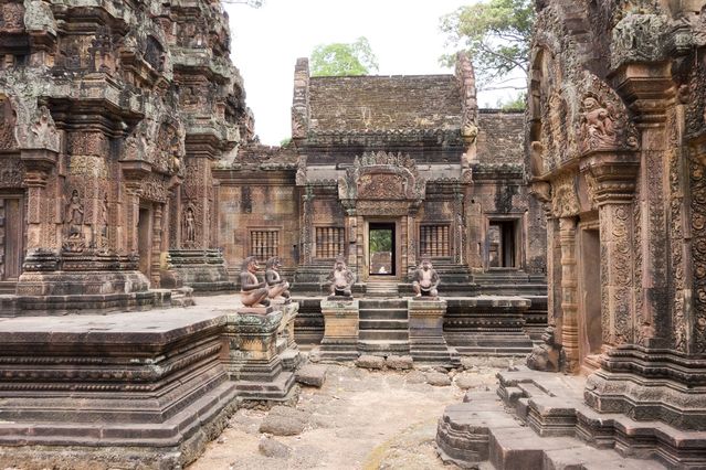 Banteay_Srei_2016_03_12_055.jpg